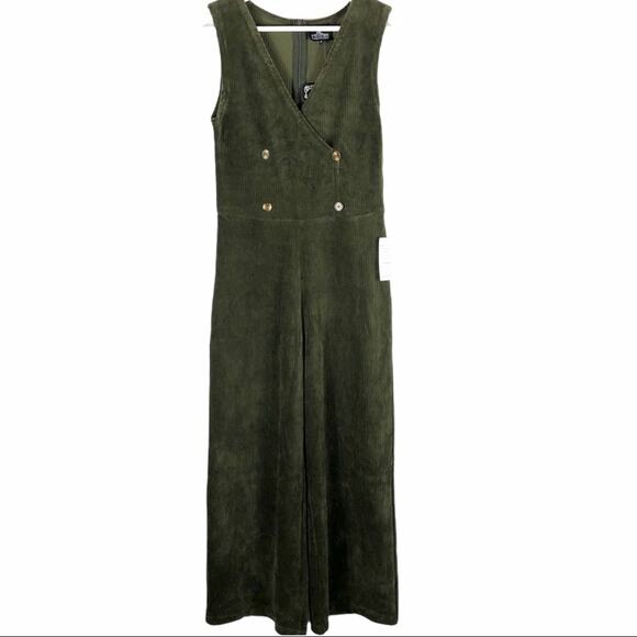ANGIE Green Corduroy Cropped Jumpsuit Small NWT Stretch Surplice Button Boho - Picture 1 of 9